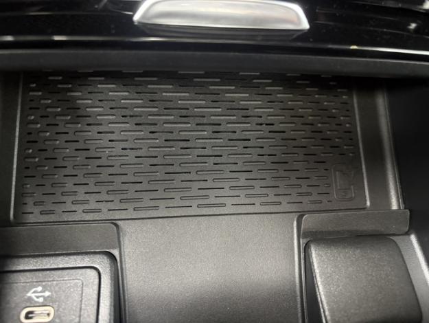 MERCEDES-BENZ GLA 200 d AMG Line  GLA 200 d AMG Line