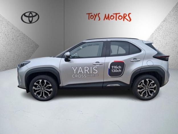 TOYOTA Yaris Cross Hybrid 2WD Design   