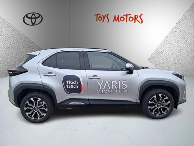 TOYOTA Yaris Cross Hybrid 2WD Design   