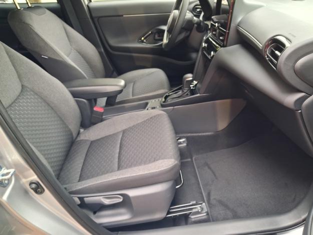 TOYOTA Yaris Cross Hybrid 2WD Design   