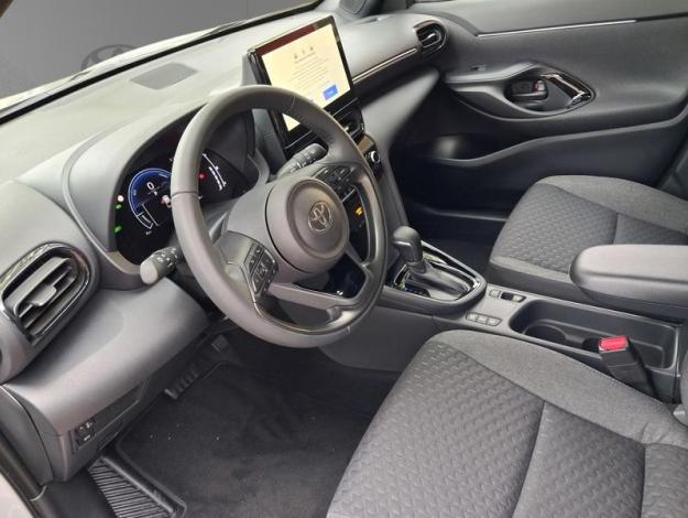 TOYOTA Yaris Cross Hybrid 2WD Design   