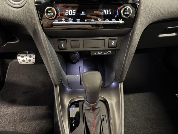 TOYOTA Yaris Cross Hybride 1.5 HYBRID 130H GR SPORT AUTO  YARIS CROSS 130H 2WD GR SPORT TECHNO DEMO