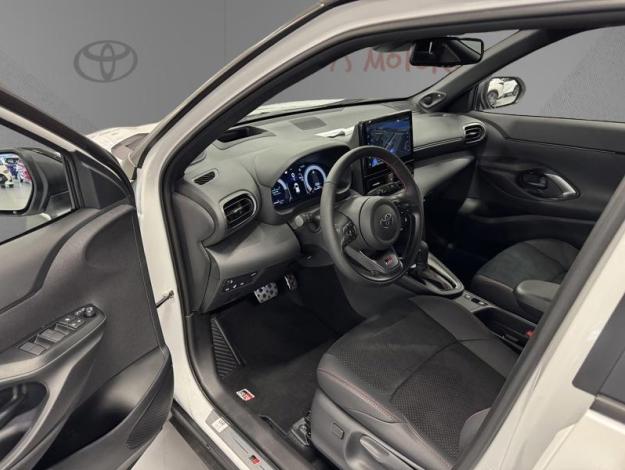 TOYOTA Yaris Cross Hybride 1.5 HYBRID 130H GR SPORT AUTO  YARIS CROSS 130H 2WD GR SPORT TECHNO DEMO