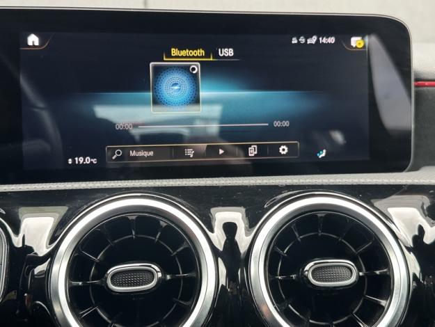 MERCEDES-BENZ Classe A 200 d AMG Line  