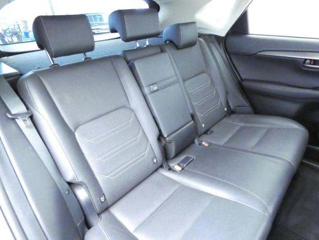 LEXUS NX 2.5 300H Luxe 4WD AUTO  