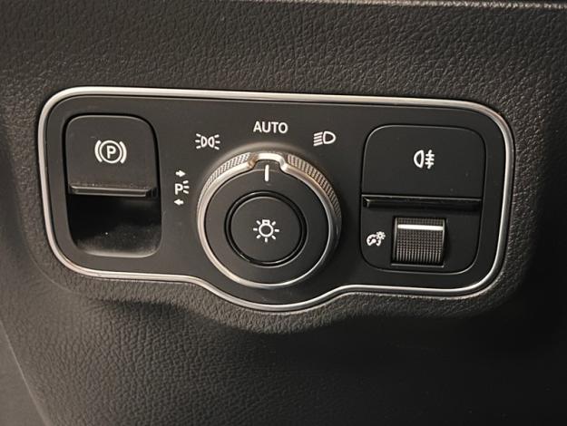 MERCEDES-BENZ Classe B 180 d AMG Line Edition  