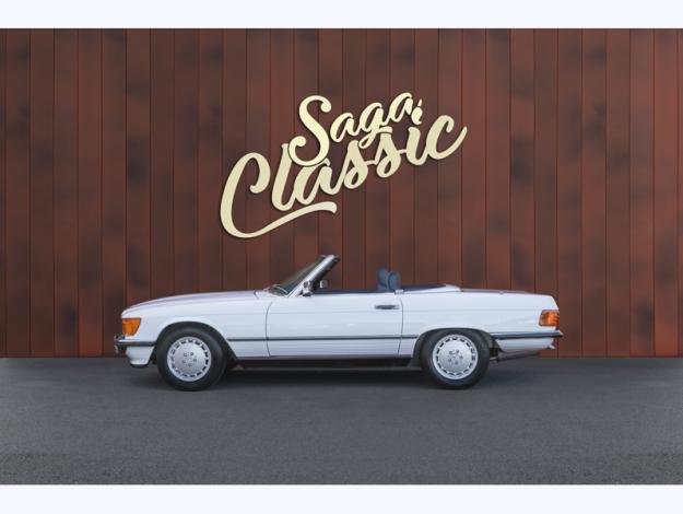 MERCEDES-BENZ 300 SL R107  