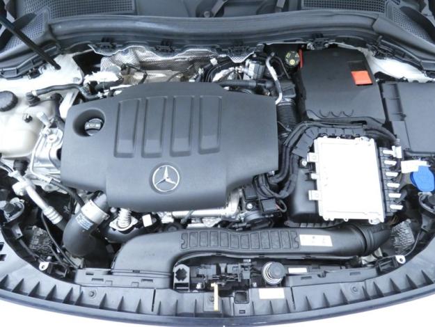 MERCEDES-BENZ Classe B 200 d AMG Line Edition  