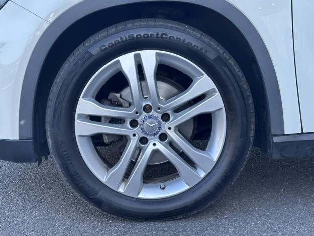 MERCEDES-BENZ GLA 180 d Sensation  