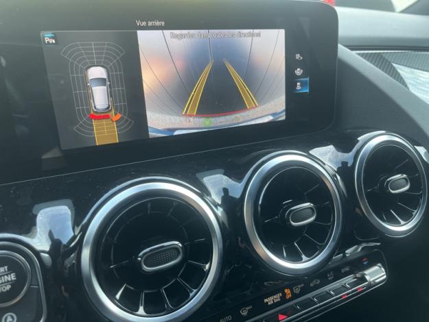 MERCEDES-BENZ GLA 200 d AMG Line  