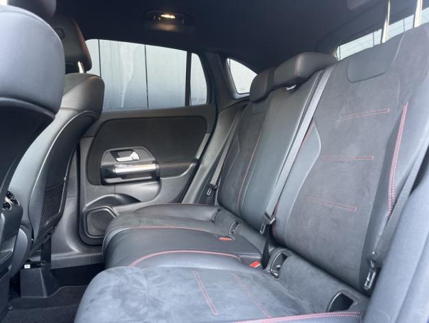 MERCEDES-BENZ GLA 200 d AMG Line  