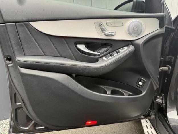 MERCEDES-BENZ GLC SUV GLC 300de 4MATIC SUV AMG Line  