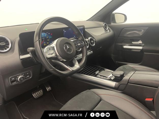 MERCEDES-BENZ GLA 200 d AMG Line  GLA 200 d AMG Line