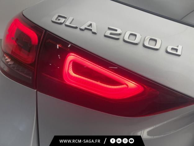 MERCEDES-BENZ GLA 200 d AMG Line  GLA 200 d AMG Line