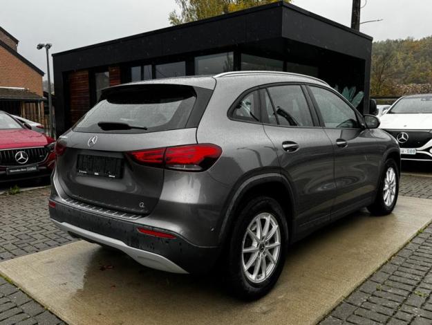 MERCEDES-BENZ GLA 180 d Business Solution  
