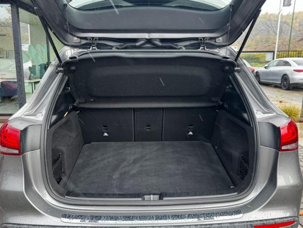 MERCEDES-BENZ GLA 180 d Business Solution  