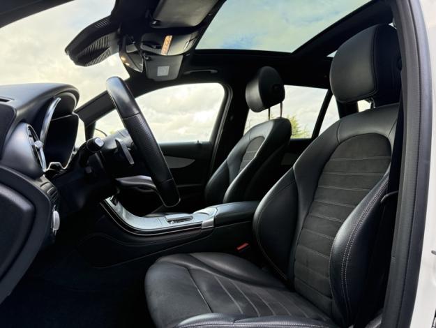 MERCEDES-BENZ GLC SUV GLC 300de 4MATIC SUV AMG Line  