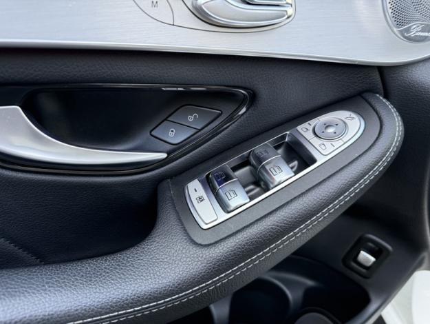 MERCEDES-BENZ GLC SUV GLC 300de 4MATIC SUV AMG Line  