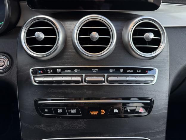 MERCEDES-BENZ GLC SUV GLC 300de 4MATIC SUV AMG Line  