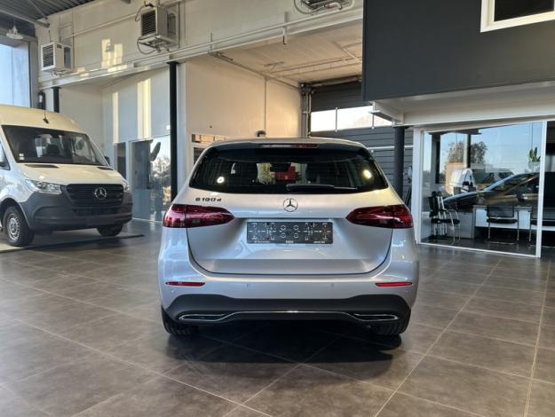 MERCEDES-BENZ B 180 d Luxury Line Facelift  