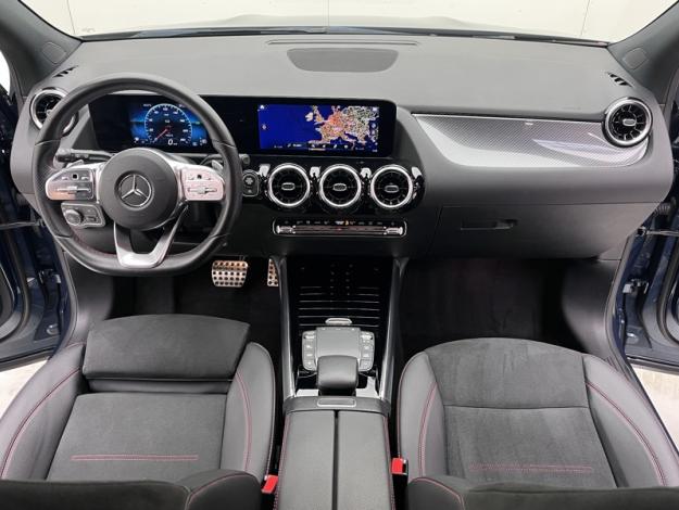 MERCEDES-BENZ GLA 200 d AMG Line  