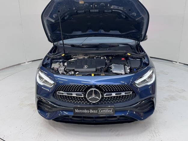 MERCEDES-BENZ GLA 200 d AMG Line  