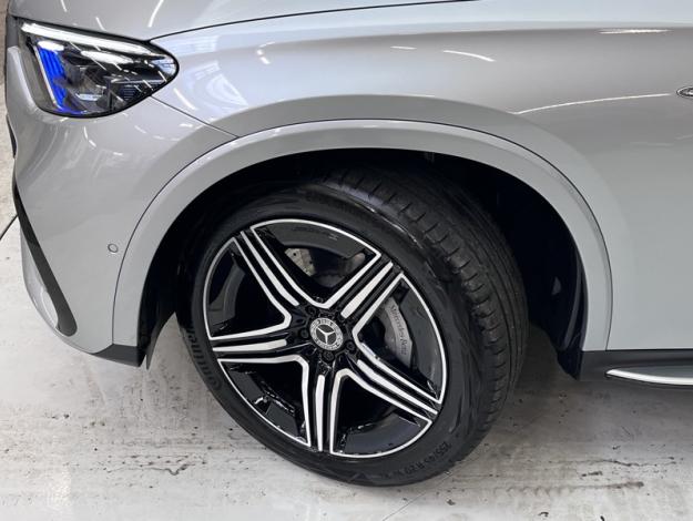 MERCEDES-BENZ GLC SUV GLC 300 e  Hybrid EQ 4MATIC AMG Line +  GLC 300 e  Hybrid EQ 4MATIC AMG Line +