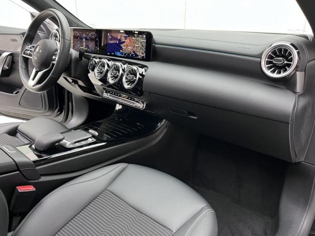 MERCEDES-BENZ CLA Coupé CLA 180 Coupé Progressive Line  