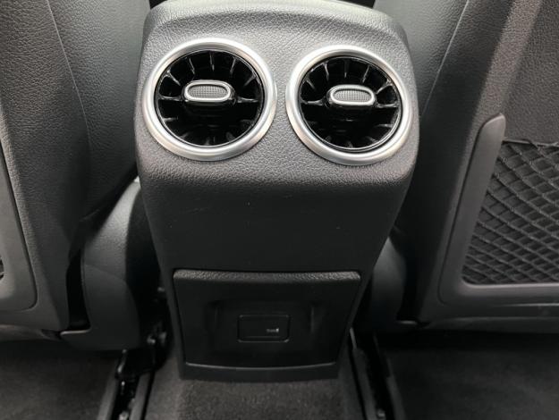 MERCEDES-BENZ CLA Coupé CLA 180 Coupé Progressive Line  