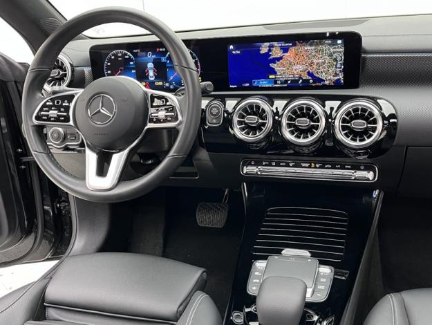 MERCEDES-BENZ CLA Coupé CLA 180 Coupé Progressive Line  