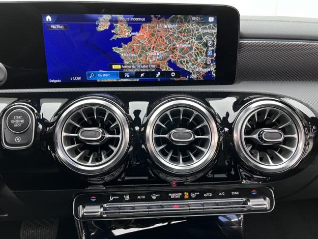 MERCEDES-BENZ CLA Coupé CLA 180 Coupé Progressive Line  