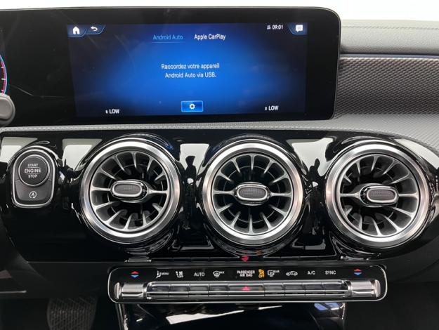 MERCEDES-BENZ CLA Coupé CLA 180 Coupé Progressive Line  