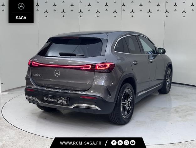 MERCEDES-BENZ EQA 250+ AMG Line  