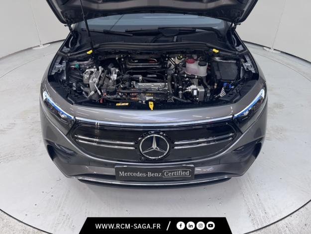 MERCEDES-BENZ EQA 250+ AMG Line  