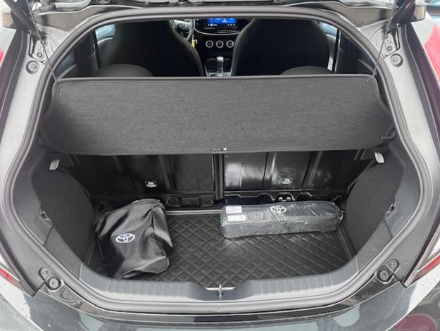 TOYOTA Aygo X 1.0 VVT-i 72 Design  AYGO X 72 S-CVT DESIGN