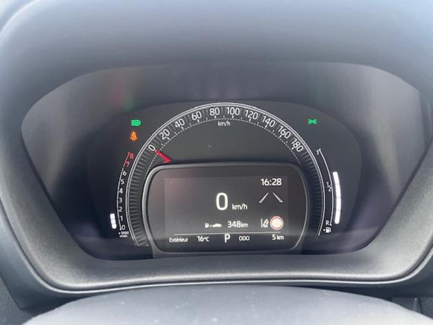 TOYOTA Aygo X 1.0 VVT-i 72 Design  AYGO X 72 S-CVT DESIGN