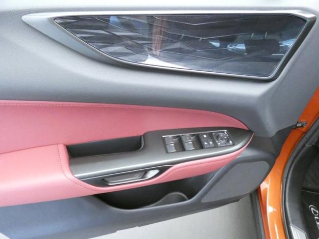 LEXUS NX 450H+ 4WD Luxe  PHEV