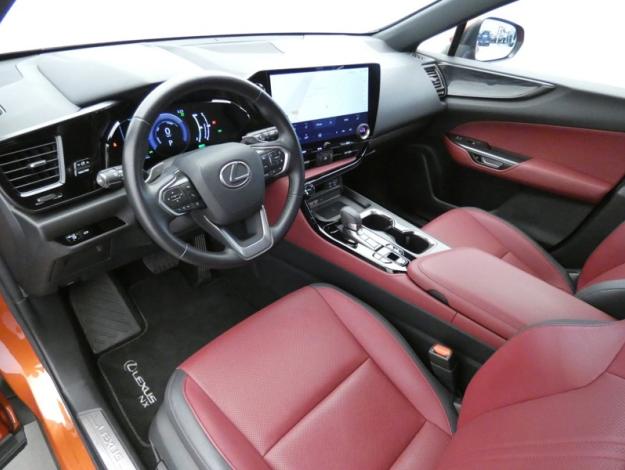 LEXUS NX 450H+ 4WD Luxe  PHEV