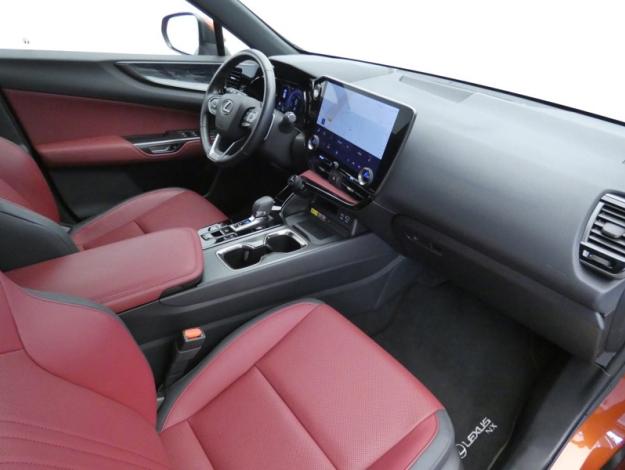 LEXUS NX 450H+ 4WD Luxe  PHEV
