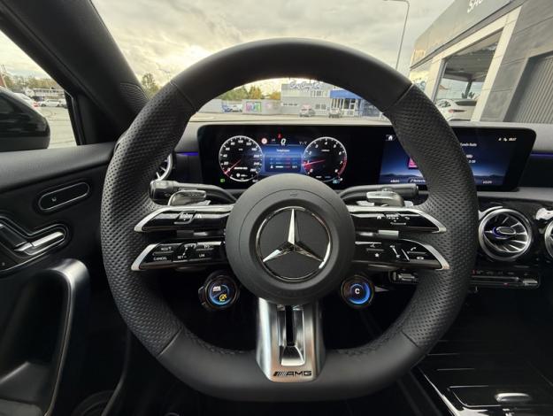 MERCEDES-BENZ A-Klasse Mercedes-AMG A 35 4MATIC