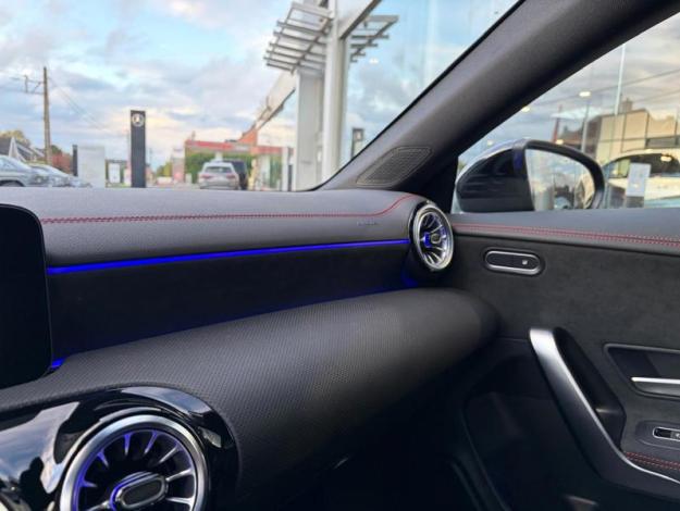 MERCEDES-BENZ CLA-Klasse CLA 200 Shooting Brake