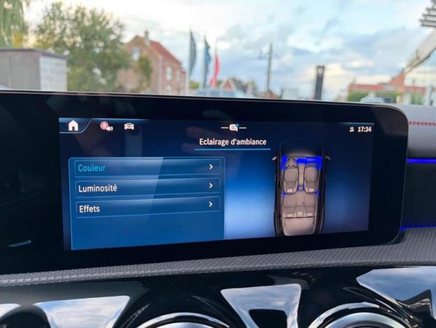 MERCEDES-BENZ CLA-Klasse CLA 200 Shooting Brake