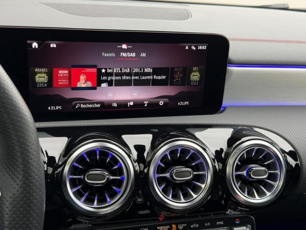 MERCEDES-BENZ CLA 180 Coupé AMG Pack Night Pano Facelift  