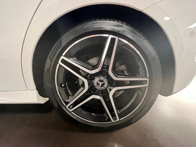 MERCEDES-BENZ Classe B 200 AMG Line Edition  