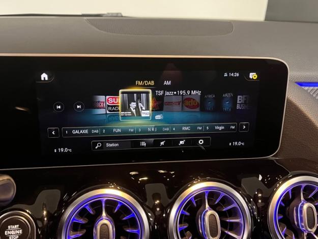 MERCEDES-BENZ Classe B 200 AMG Line Edition  