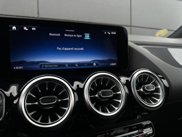 MERCEDES-BENZ GLA 200 d AMG Line  GLA 200 d AMG Line