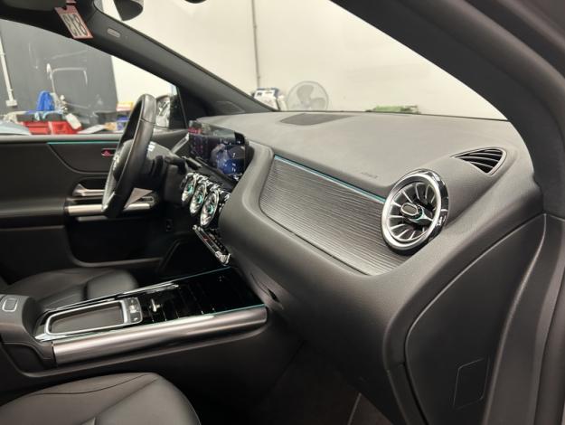 MERCEDES-BENZ B 180 Luxury Line Toit Pano Pack Night  