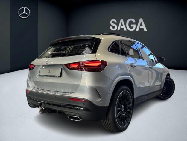 MERCEDES-BENZ GLA 180   Star Edition
