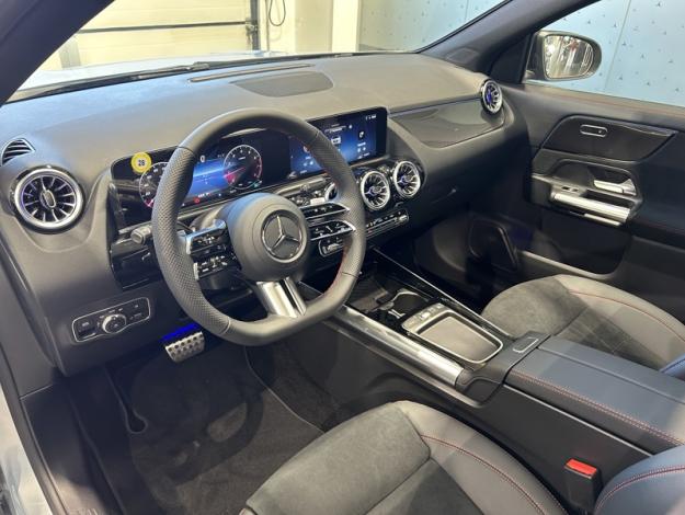 MERCEDES-BENZ GLA 180   Star Edition