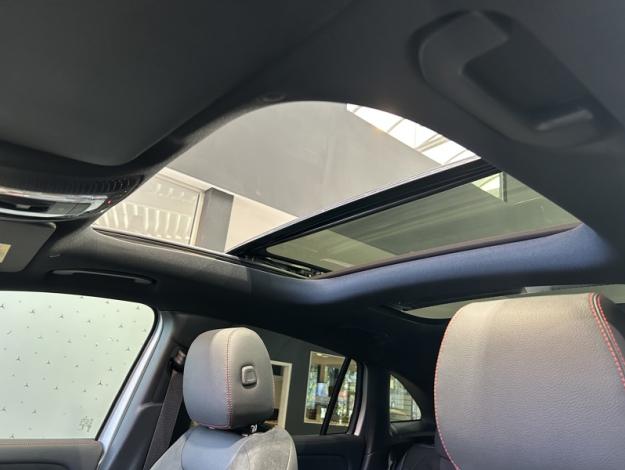 MERCEDES-BENZ GLA 180   Star Edition